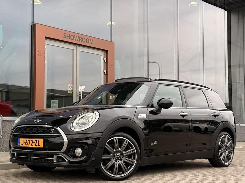 Stationwagon Gebruikt 2017 Mini Cooper Clubman Business Stationwagen | € 21.900 (Iets duurder) - Afbeelding 1/4