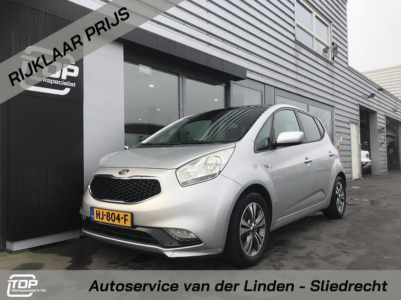 Grijs Gebruikt 2016 Kia Venga Hatchback | € 11.350 (Eerlijke prijs) - Afbeelding 1/4