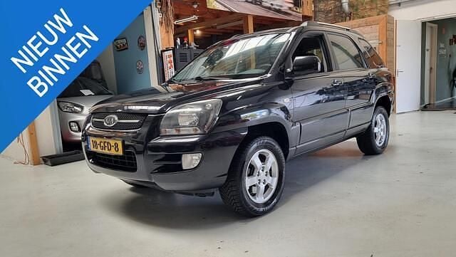 Zwart Gebruikt 2008 Kia Sportage SUV | € 2.999 (Eerlijke prijs) - Afbeelding 1/4