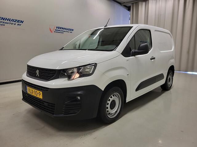 Occasion Peugeot Partner 111 PK (81 kW) 2021 Wit MPV