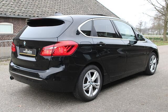Occasion BMW 218 Executive 136 PK (100 kW) 2014 Zwart (metallic) Stationwagen