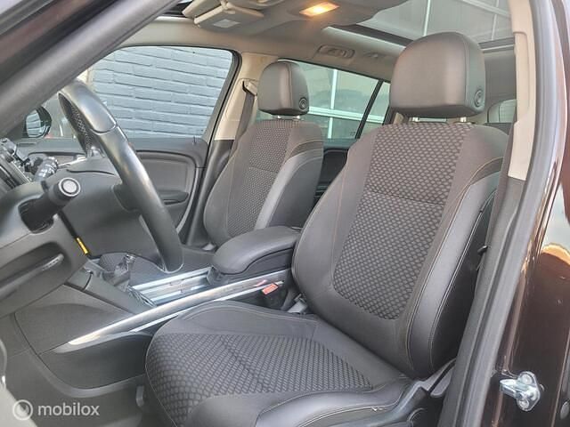 Occasion Opel Zafira Innovation 140 PK (102 kW) 2017 Bruin (metallic) MPV