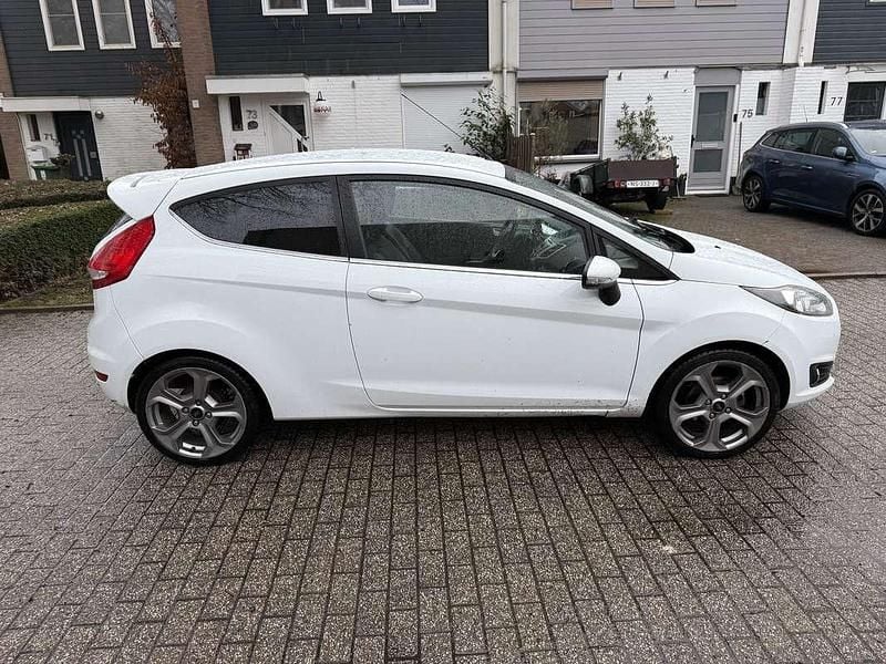 Occasion Ford Fiesta Titanium 97 PK (71 kW) 2012 Wit Hatchback
