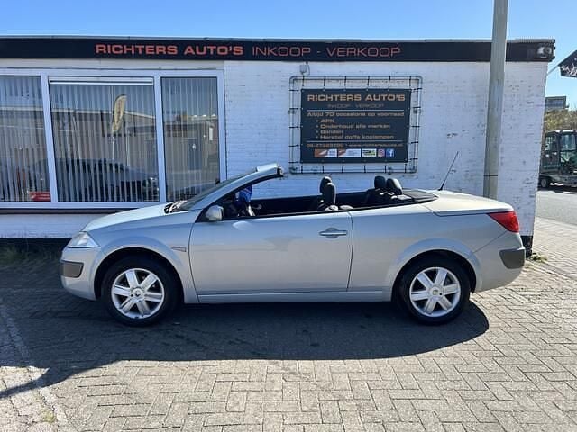 Occasion Renault Mégane Cabriolet 113 PK (83 kW) 2004 Grijs Cabriolet