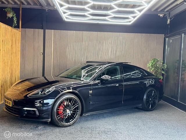 Occasion Porsche Panamera 330 PK (242 kW) 2017 Zwart Hatchback