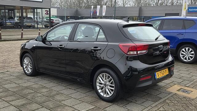 Occasion Kia Rio 101 PK (74 kW) 2024 Zwart Hatchback