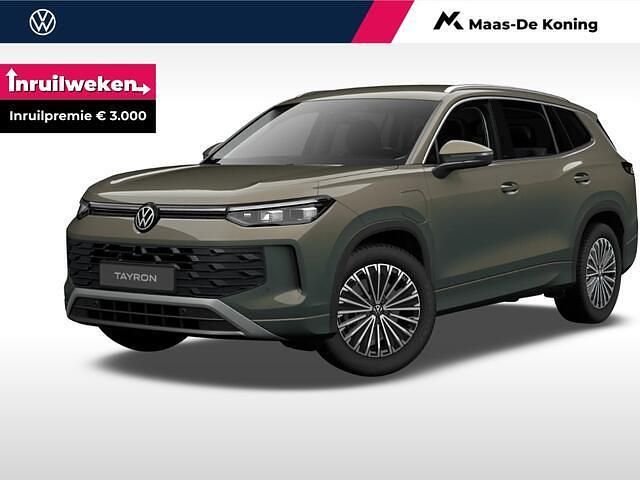 Groen, metallic lak Nieuw 2025 VW Tayron Edition SUV | € 54.990 (Eerlijke prijs) - Afbeelding 1/4