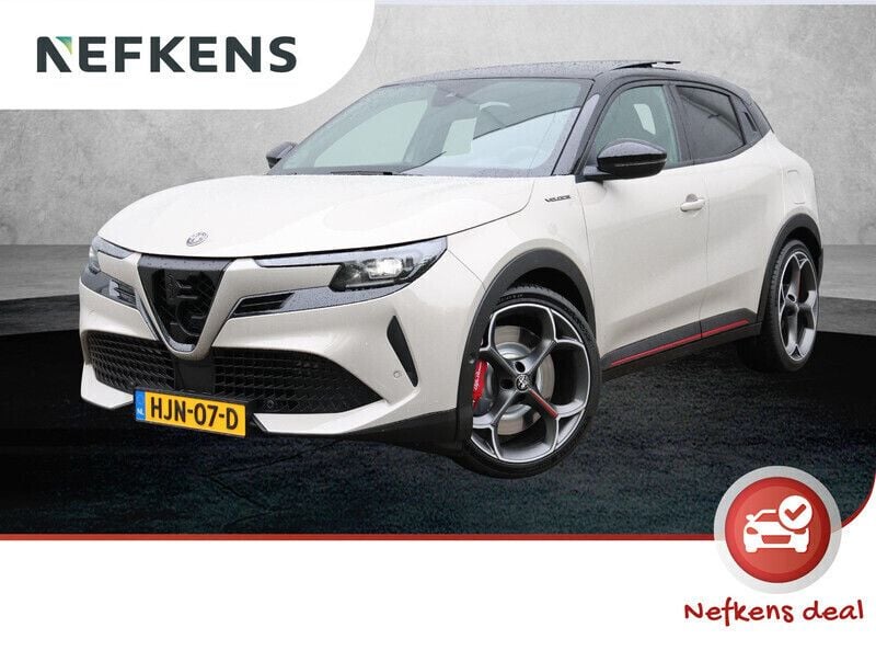 Grijs Nieuw 2025 Alfa Romeo Junior Veloce SUV | € 48.799 (Eerlijke prijs) - Afbeelding 1/4