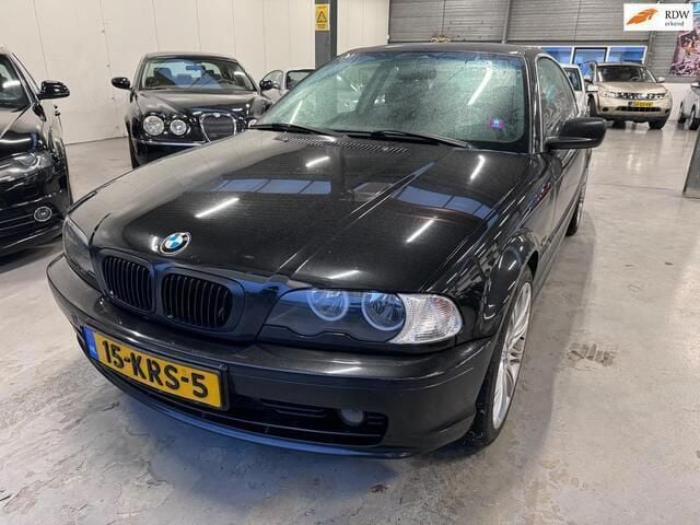 Zwart Gebruikt 2001 BMW 320 Executive Coupé | € 1.999 (Eerlijke prijs) - Afbeelding 1/4