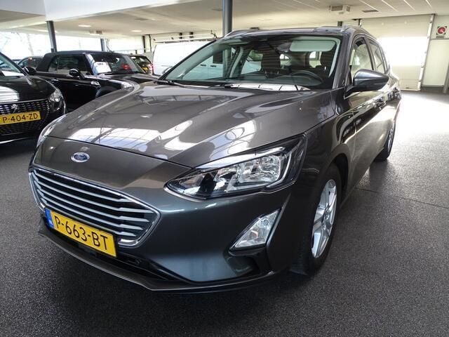 Grijs, metallic lak Gebruikt 2022 Ford Focus Business Edition Stationwagen | € 17.850 (Goede deal) - Afbeelding 1/4