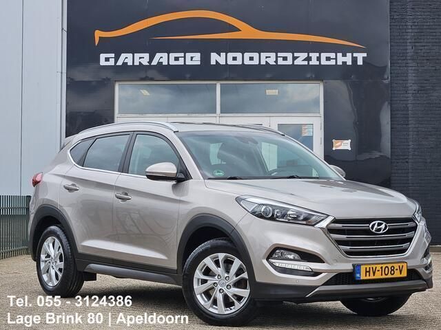 Beige, metallic lak Gebruikt 2016 Hyundai Tucson Comfort SUV | € 14.995 (Eerlijke prijs) - Afbeelding 1/4