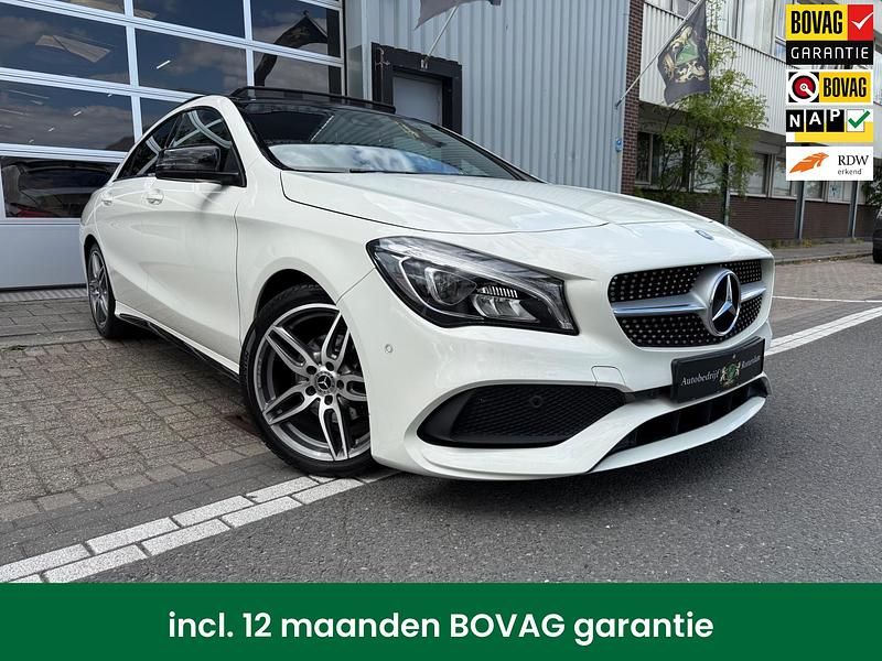 Wit Gebruikt 2017 Mercedes CLA200 AMG Sedan | € 22.950 (Duur) - Afbeelding 1/4