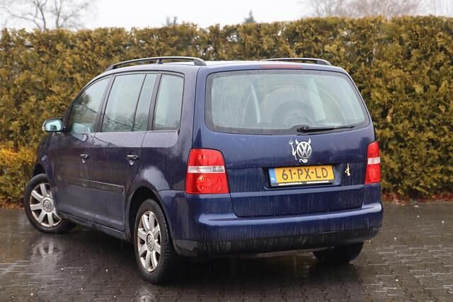 Occasion VW Touran Highline 105 PK (77 kW) 2005 Blauw MPV