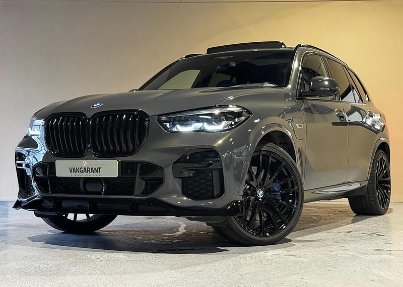 Occasion BMW X5 Executive 394 PK (289 kW) 2023 Grijs SUV