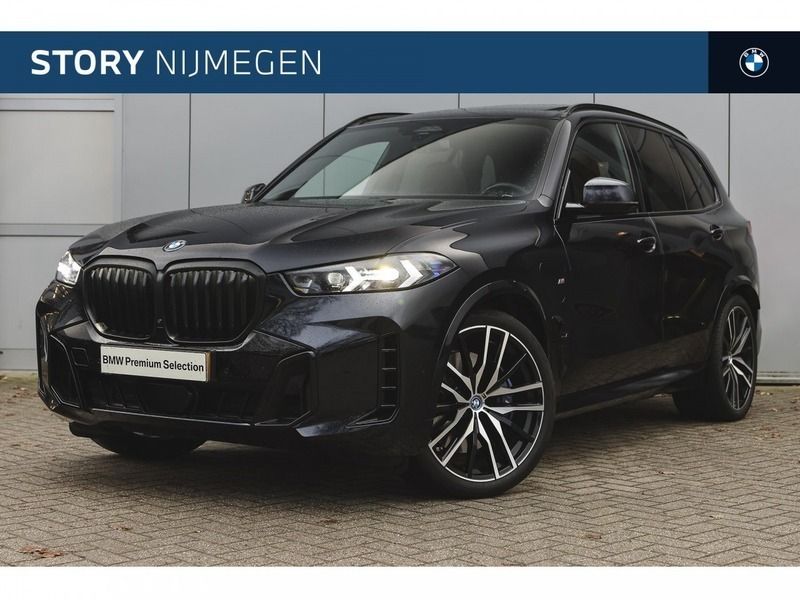 Carbonschwarz (donker zwart metallic) Gebruikt 2023 BMW X5 Comfort Edition SUV | € 97.950 (Iets duurder) - Afbeelding 1/4