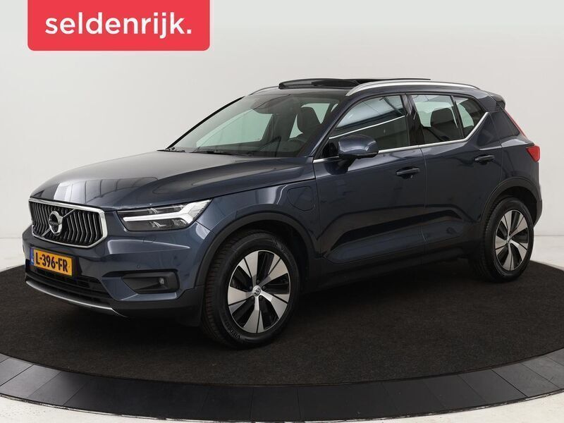 Blauw Gebruikt 2021 Volvo XC40 Business Edition SUV | € 22.900 (Goede deal) - Afbeelding 1/4