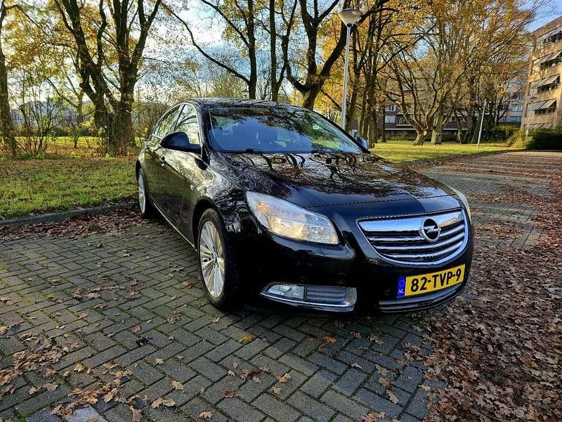 Gebruikt 2012 Opel Insignia Edition Sedan | € 5.000 (Eerlijke prijs) - Afbeelding 1/4