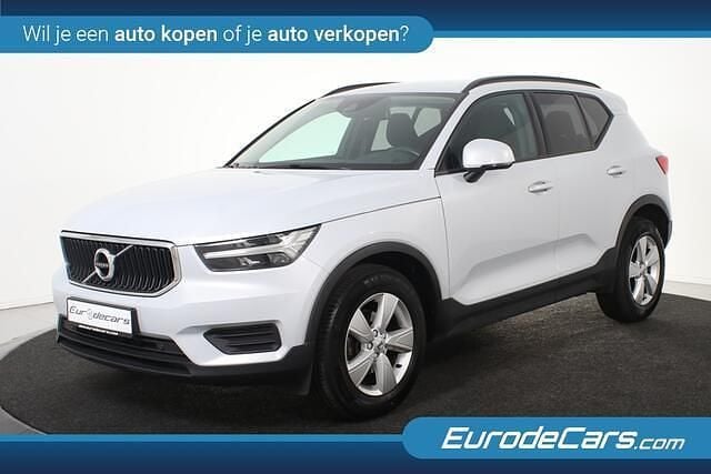 Grijs Gebruikt 2020 Volvo XC40 Momentum SUV | € 25.400 (Super prijs) - Afbeelding 1/4
