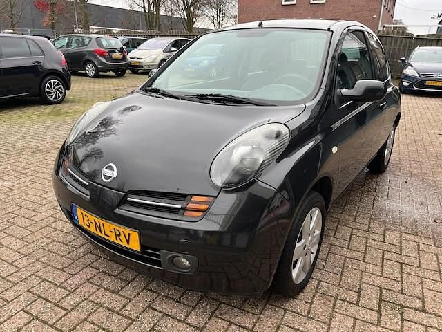 Occasion Nissan Micra Tekna 80 PK (58 kW) 2003 Zwart (metallic) Hatchback