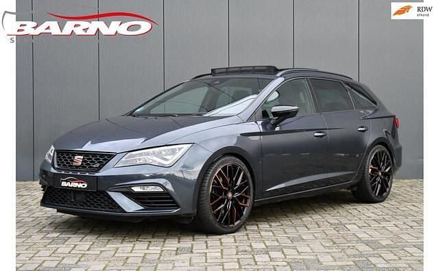 Grijs (metallic) Gebruikt 2020 Cupra Leon Stationwagen | € 29.750 (Eerlijke prijs) - Afbeelding 1/4
