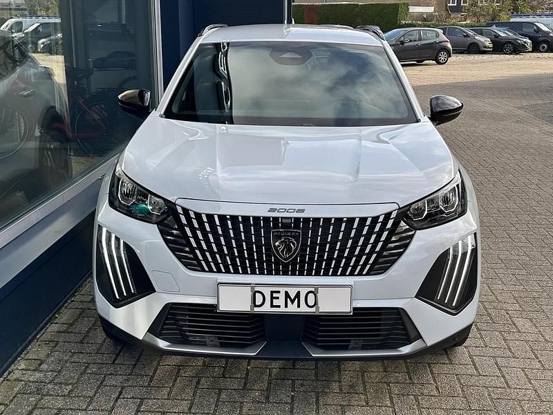 Nieuw Peugeot 2008 Allure 145 PK (106 kW) 2025 Wit SUV