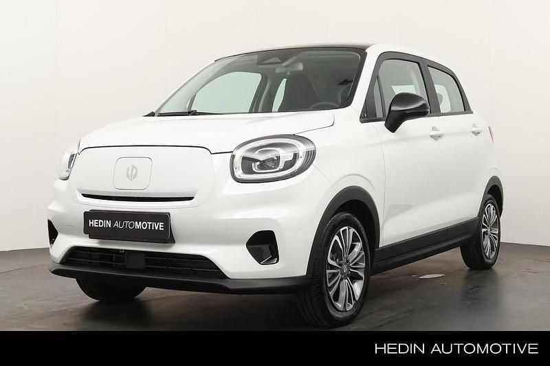 Grijs Gebruikt 2024 Leapmotor T03 Hatchback | € 20.650 (Eerlijke prijs) - Afbeelding 1/4