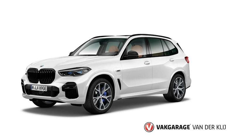 Wit (metallic) Occasion 2022 BMW X5 M Sport SUV | € 62.950 (Super prijs) - Afbeelding 1/2