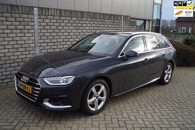 Grijs Occasion 2023 Audi A4 Advanced Stationwagen | € 30.650 (Goede deal) - Afbeelding 1/4