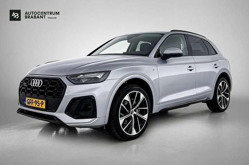 Grijs Gebruikt 2022 Audi Q5 Competition SUV | € 42.995 - Afbeelding 1/3