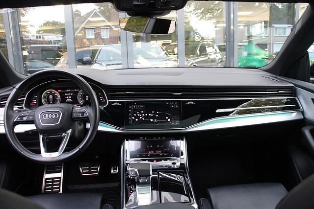 Zwart Gebruikt 2021 Audi Q8 Proline SUV | € 69.850 (Eerlijke prijs) - Afbeelding 1/3