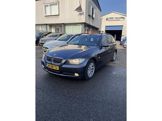 Occasion BMW 325 Comfort Edition 218 PK (160 kW) 2007 Grijs Stationwagen
