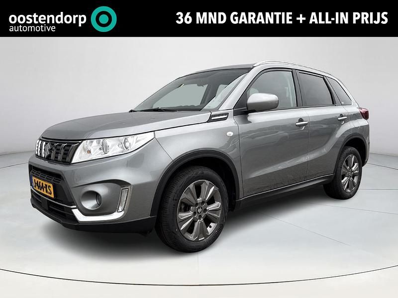 Grijs Occasion 2020 Suzuki Vitara SUV | € 17.950 (Eerlijke prijs) - Afbeelding 1/4