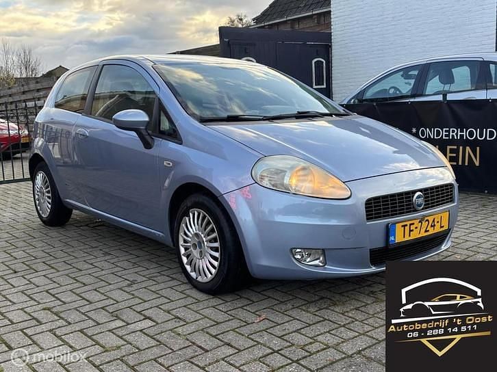 Blauw Gebruikt 2005 Fiat Grande Punto Active Hatchback | € 1.250 (Eerlijke prijs) - Afbeelding 1/4