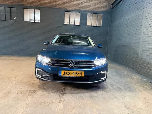 Occasion VW Passat Business 156 PK (114 kW) 2020 Blauw Stationwagen