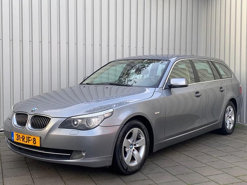 Occasion BMW 525 218 PK (160 kW) 2007 Grijs Stationwagen