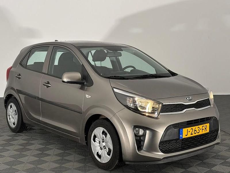 Grijs Gebruikt 2020 Kia Picanto Hatchback | € 10.900 (Goede deal) - Afbeelding 1/4
