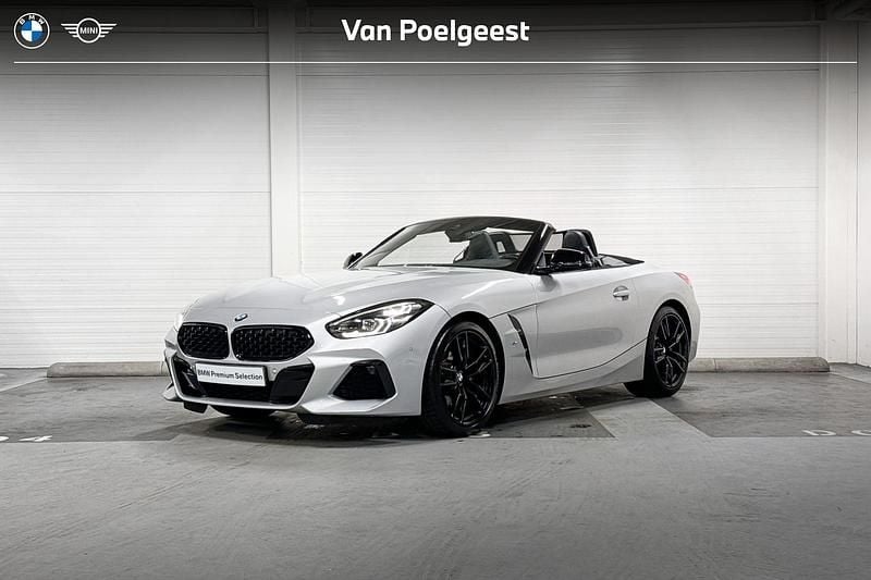 Grijs Gebruikt 2021 BMW Z4 Executive Cabriolet | € 41.895 (Eerlijke prijs) - Afbeelding 1/4