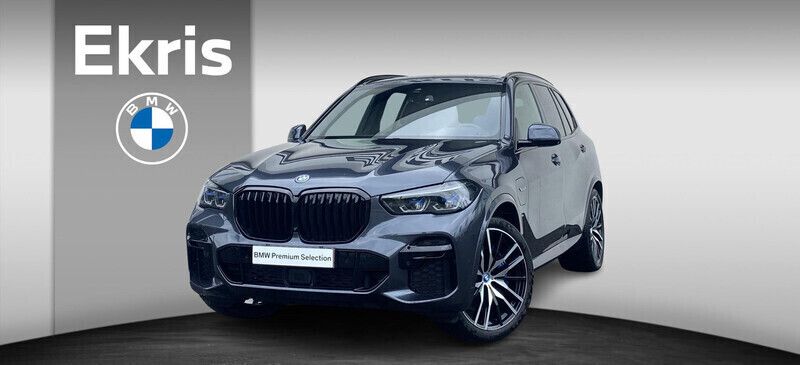 Grijs Gebruikt 2022 BMW X5 Executive SUV | € 77.850 (Iets duurder) - Afbeelding 1/4
