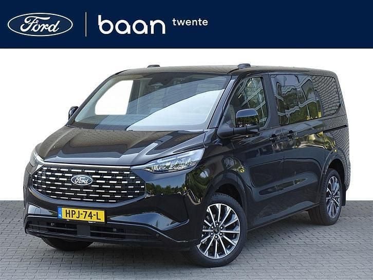 Zwart (metallic) Occasion 2025 Ford Tourneo Custom Titanium X Van | € 64.690 (Eerlijke prijs) - Afbeelding 1/4