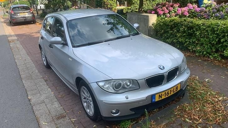 Occasion 2006 BMW 118 Hatchback | € 2.950 (Super prijs) - Afbeelding 1/4