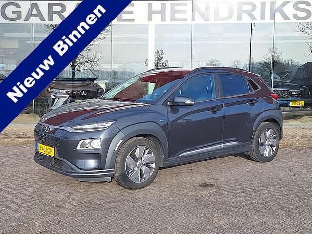 Grijs Gebruikt 2021 Hyundai Kona SUV | € 18.445 (Goede deal) - Afbeelding 1/4
