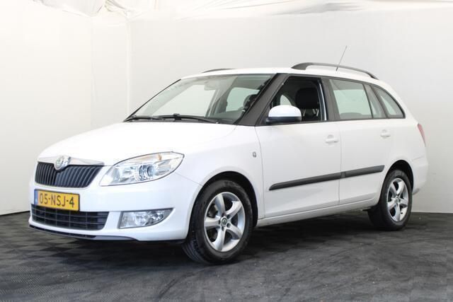 Wit Gebruikt 2010 Skoda Fabia GreenLine Stationwagen | € 2.950 (Eerlijke prijs) - Afbeelding 1/4