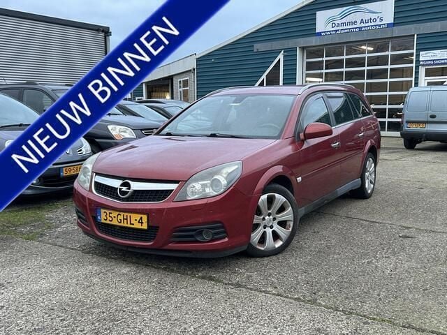 Occasion Opel Vectra Executive 140 PK (102 kW) 2008 Rood Stationwagen
