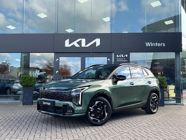 Groen Nieuw 2025 Kia Sportage SUV | € 51.085 (Duur) - Afbeelding 1/4