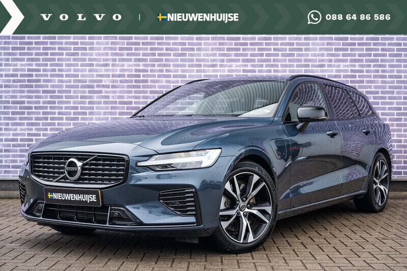 Blauw Gebruikt 2022 Volvo V60 R-Design Stationwagen | € 34.394 (Super prijs) - Afbeelding 1/4