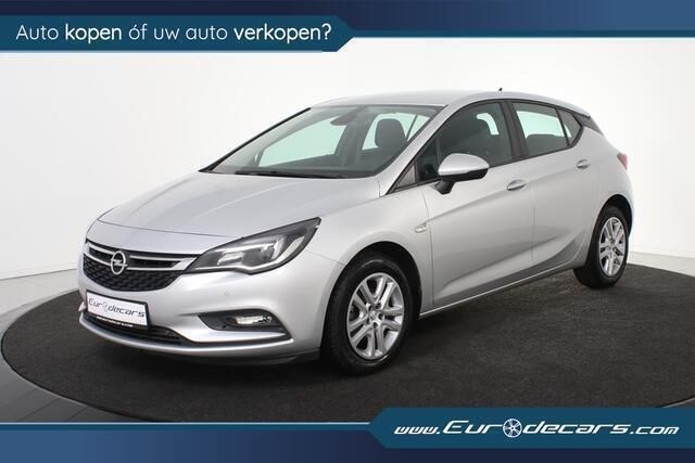 Zilver Gebruikt 2019 Opel Astra Edition Hatchback | € 10.700 (Eerlijke prijs) - Afbeelding 1/4