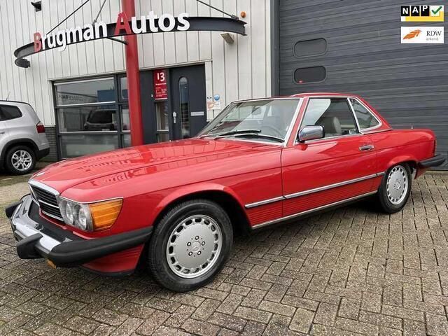 Rood Gebruikt 1988 Mercedes 560 | € 18.950 - Afbeelding 1/4