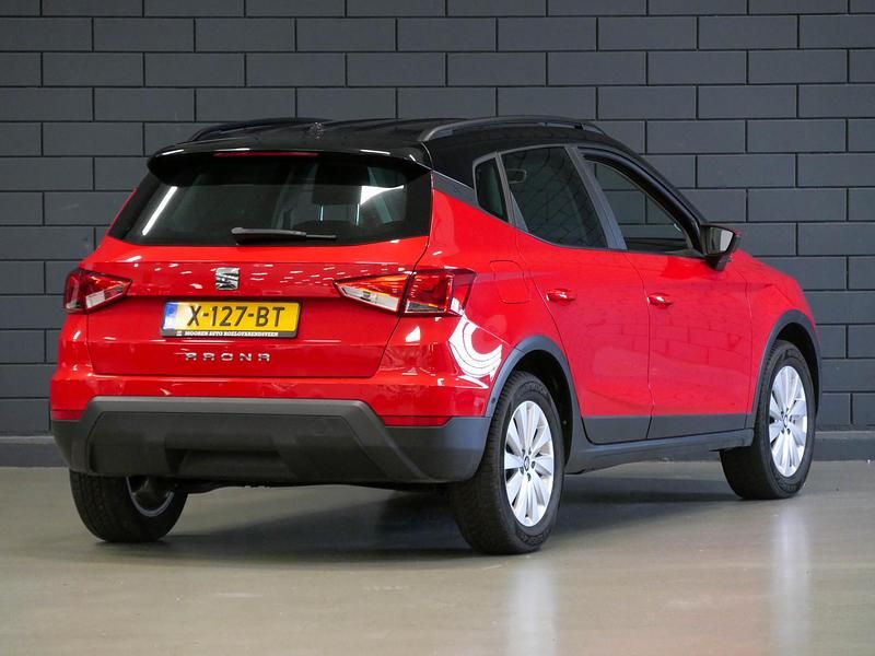 Occasion Seat Arona Business 2023 Rood SUV
