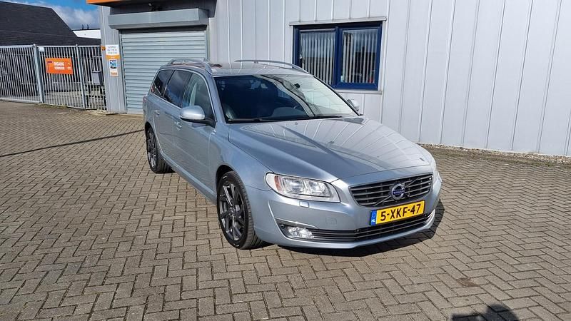 Grijs Gebruikt 2014 Volvo V70 Stationwagen | € 8.950 - Afbeelding 1/4