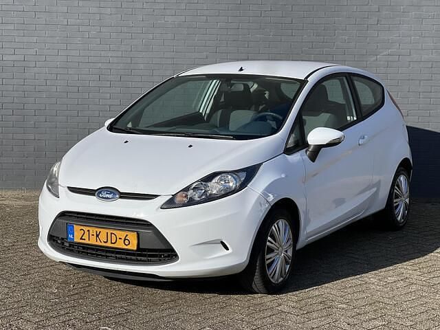 Occasion Ford Fiesta Limited 60 PK (44 kW) 2010 Wit Hatchback